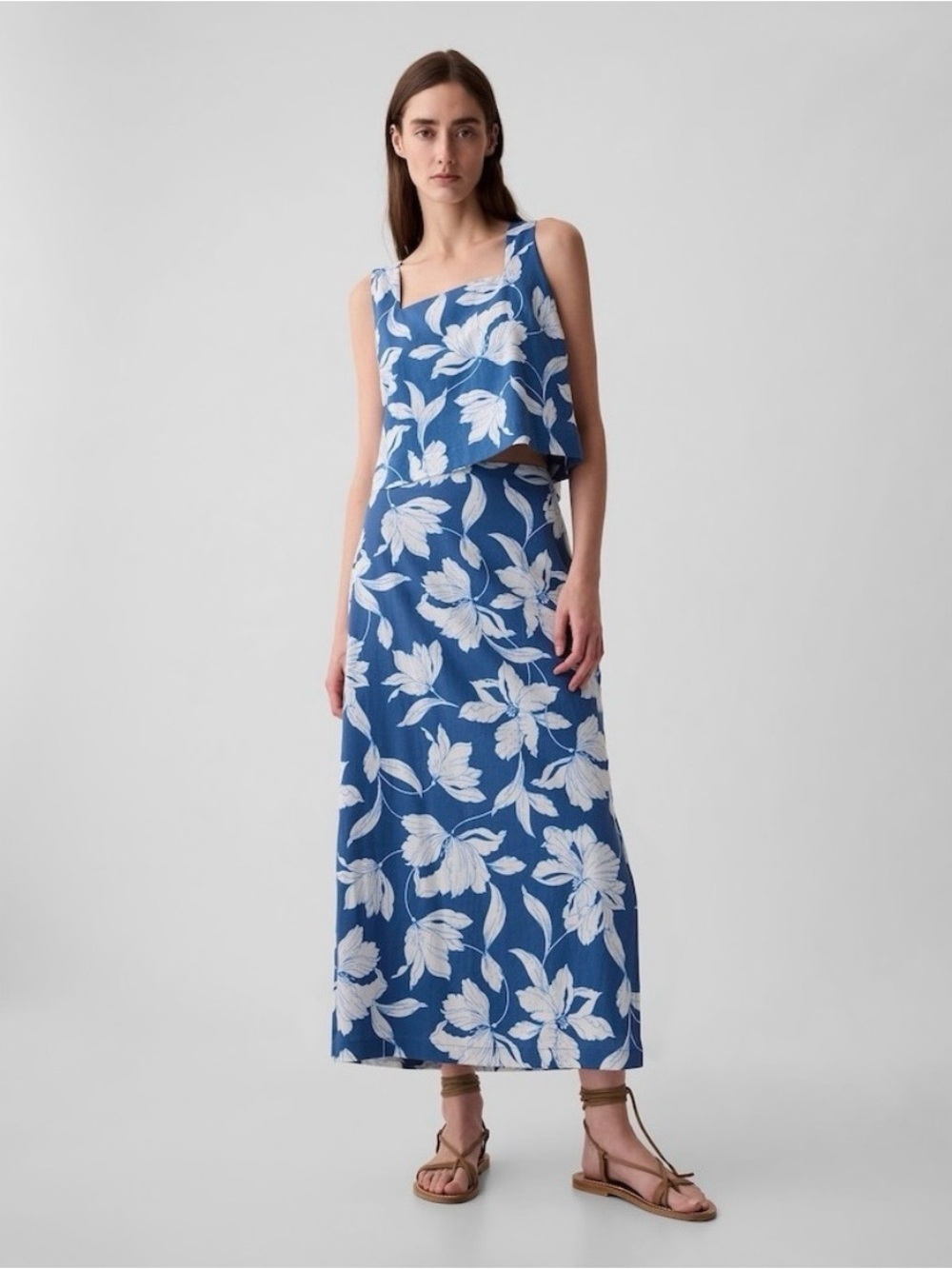 Like New GAP Blue Floral Two-Piece Set
